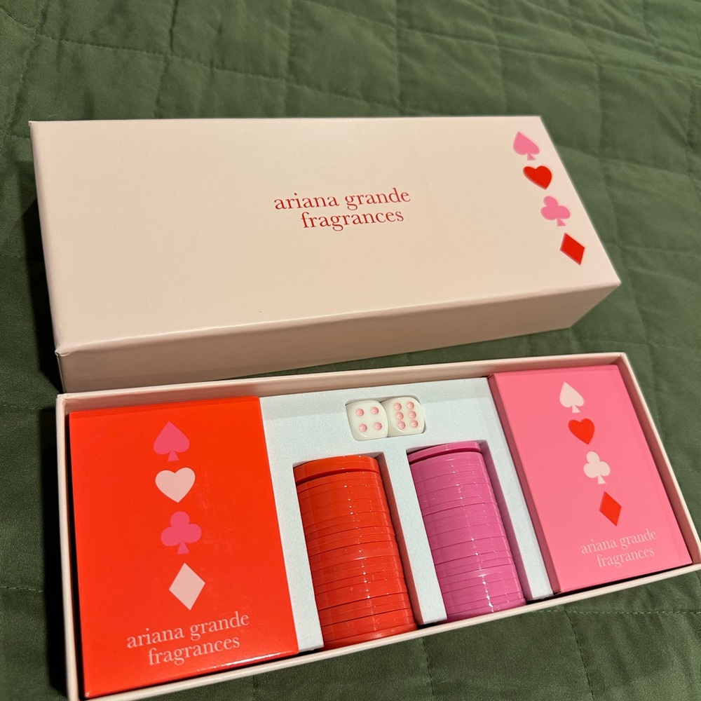 Ariana Grande Poker Set